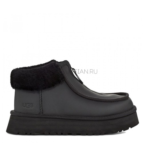 UGG Funkette Platform Boots Leather Black