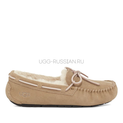 UGG Dakota Sand