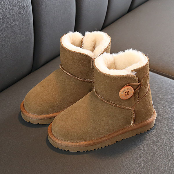 Детские угги для малышей – комфортная и качественная обувь!